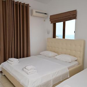 Triple Room Sea View